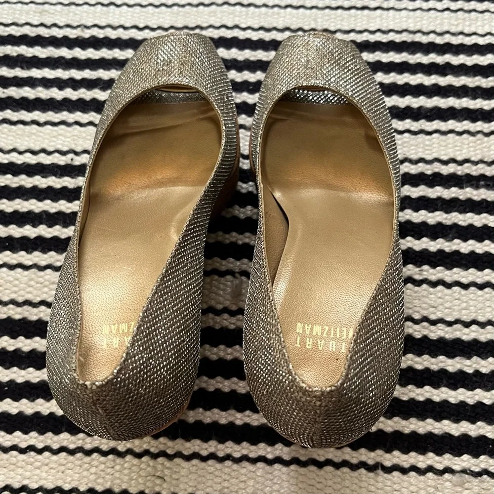 Peep-Toe Wedge Heels in Shimmering Gold
